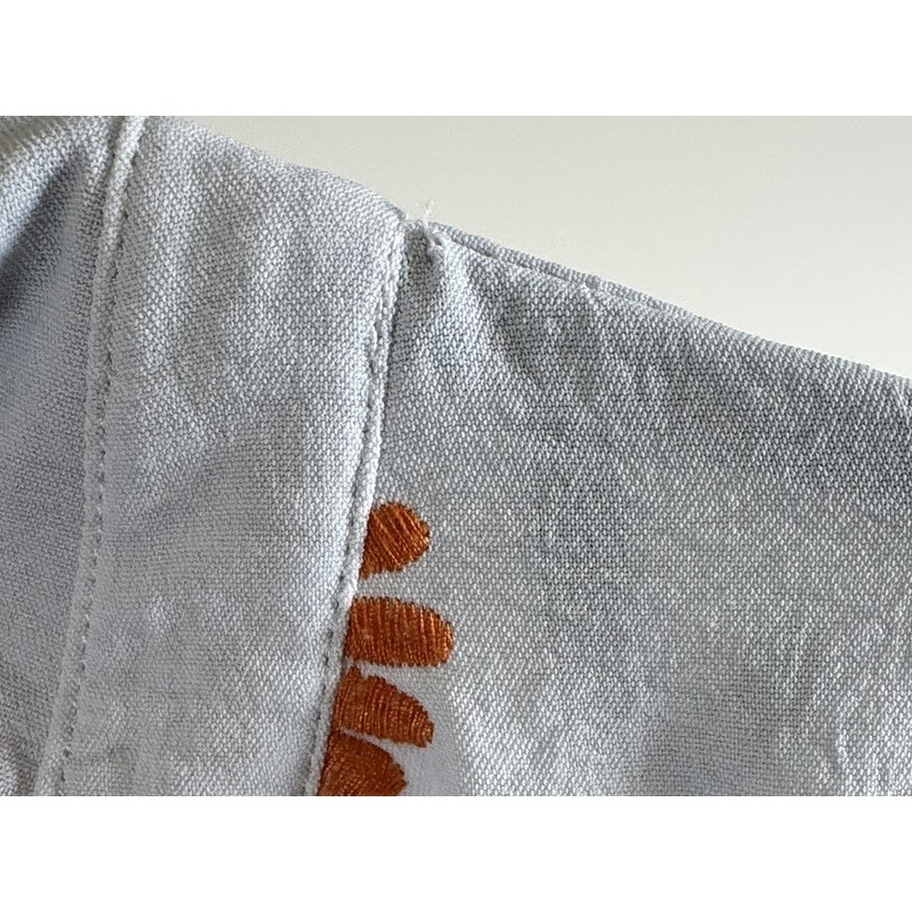COMO BLACK Women's Light Blue Orange Floral Embroidered‎  Shirt Blouse Size M - Picture 3 of 16